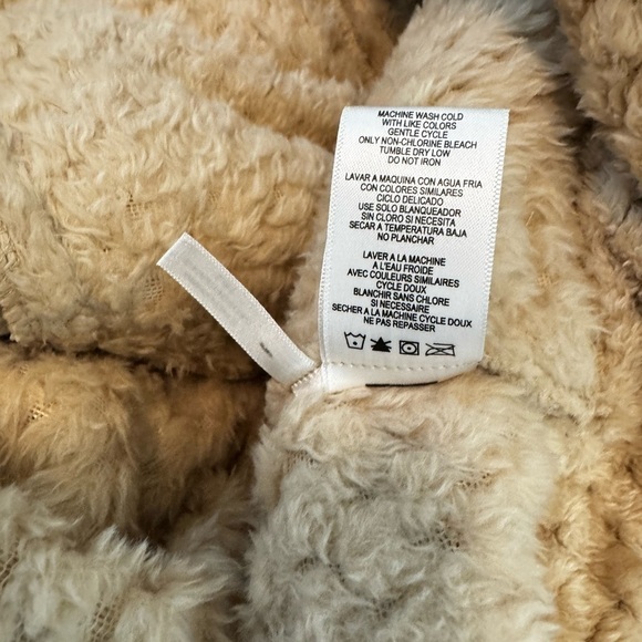 Calvin Klein | Plush Soft Full Zip Vest (S) - Picture 6 of 8